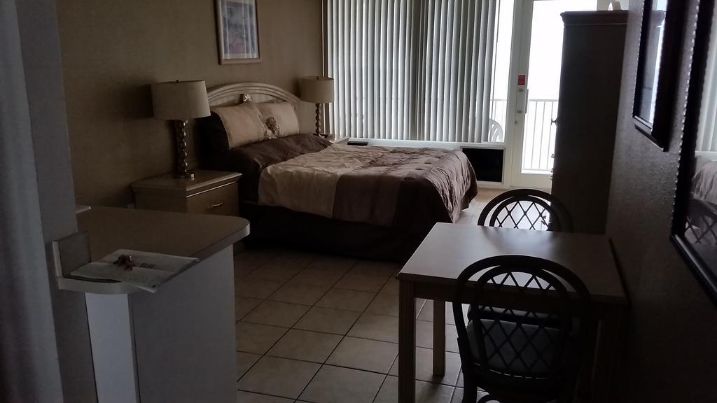 Pirates Cove Resort Studios! Daytona Beach Shores Dış mekan fotoğraf